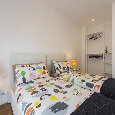 Mila Via Savona Apartmán *